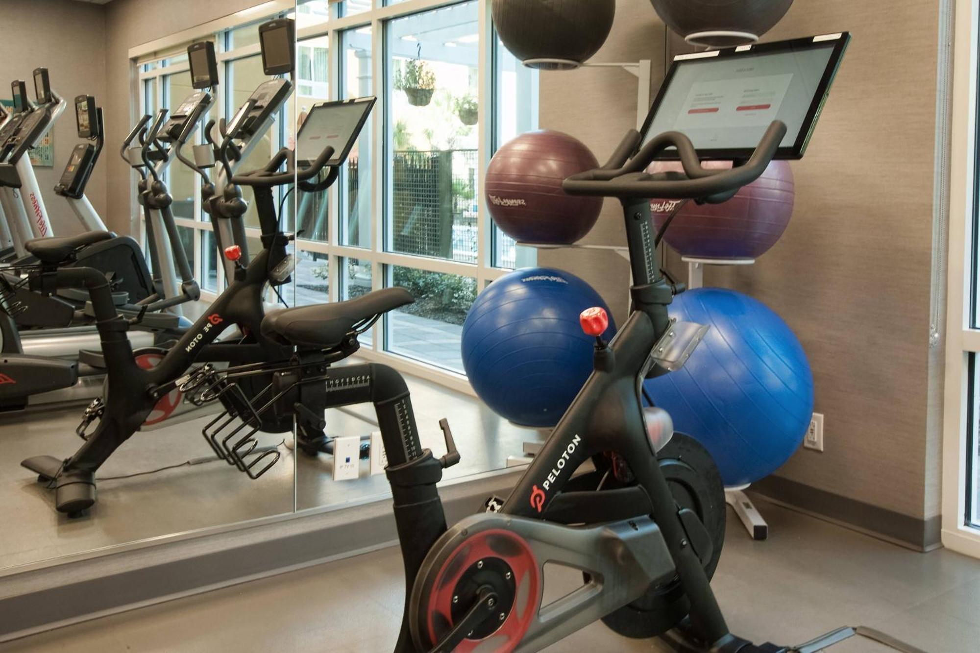 Towneplace Suites By Marriott Charleston Airport/Convention Center North Charleston Bagian luar foto