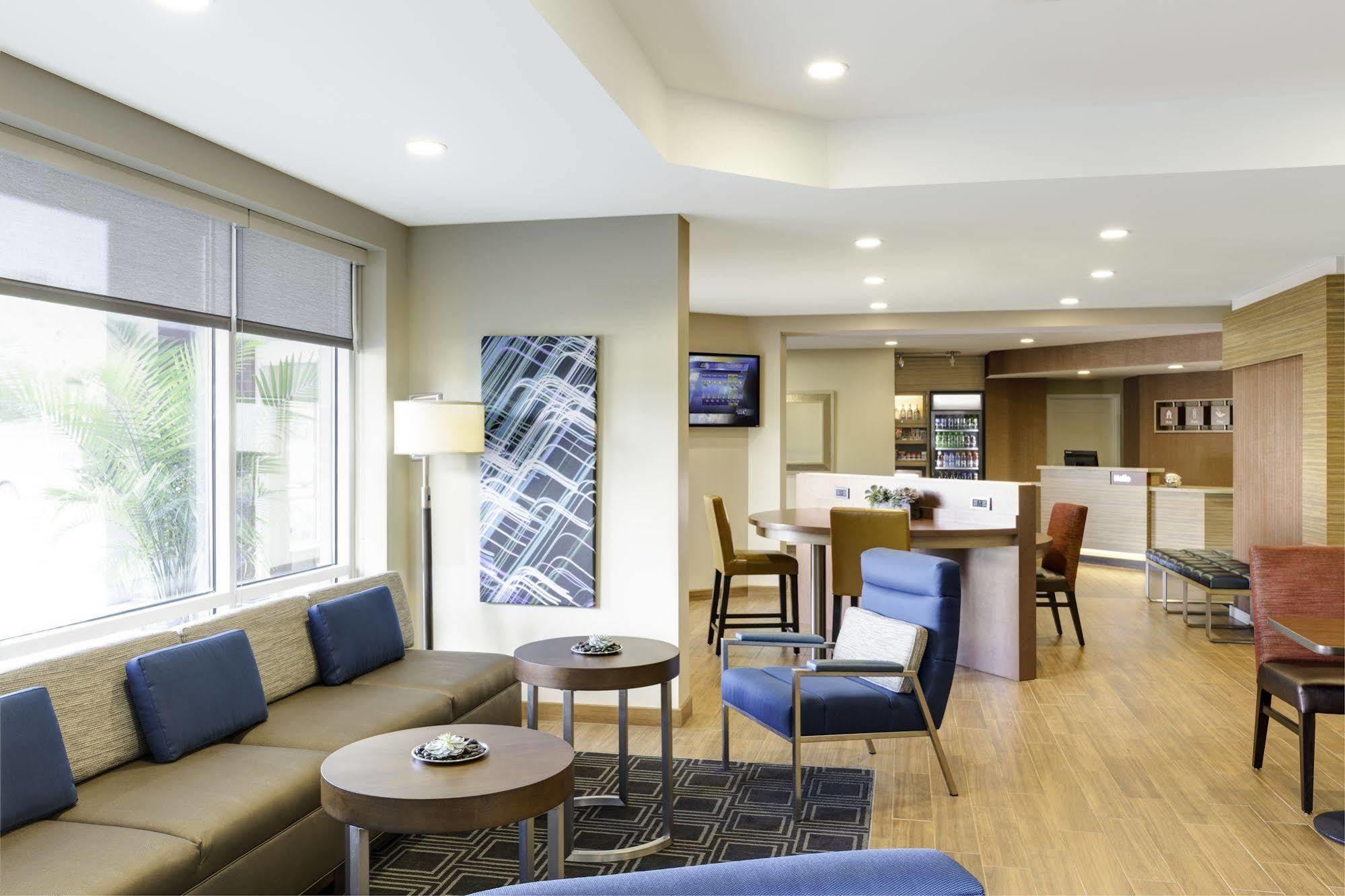 Towneplace Suites By Marriott Charleston Airport/Convention Center North Charleston Bagian luar foto