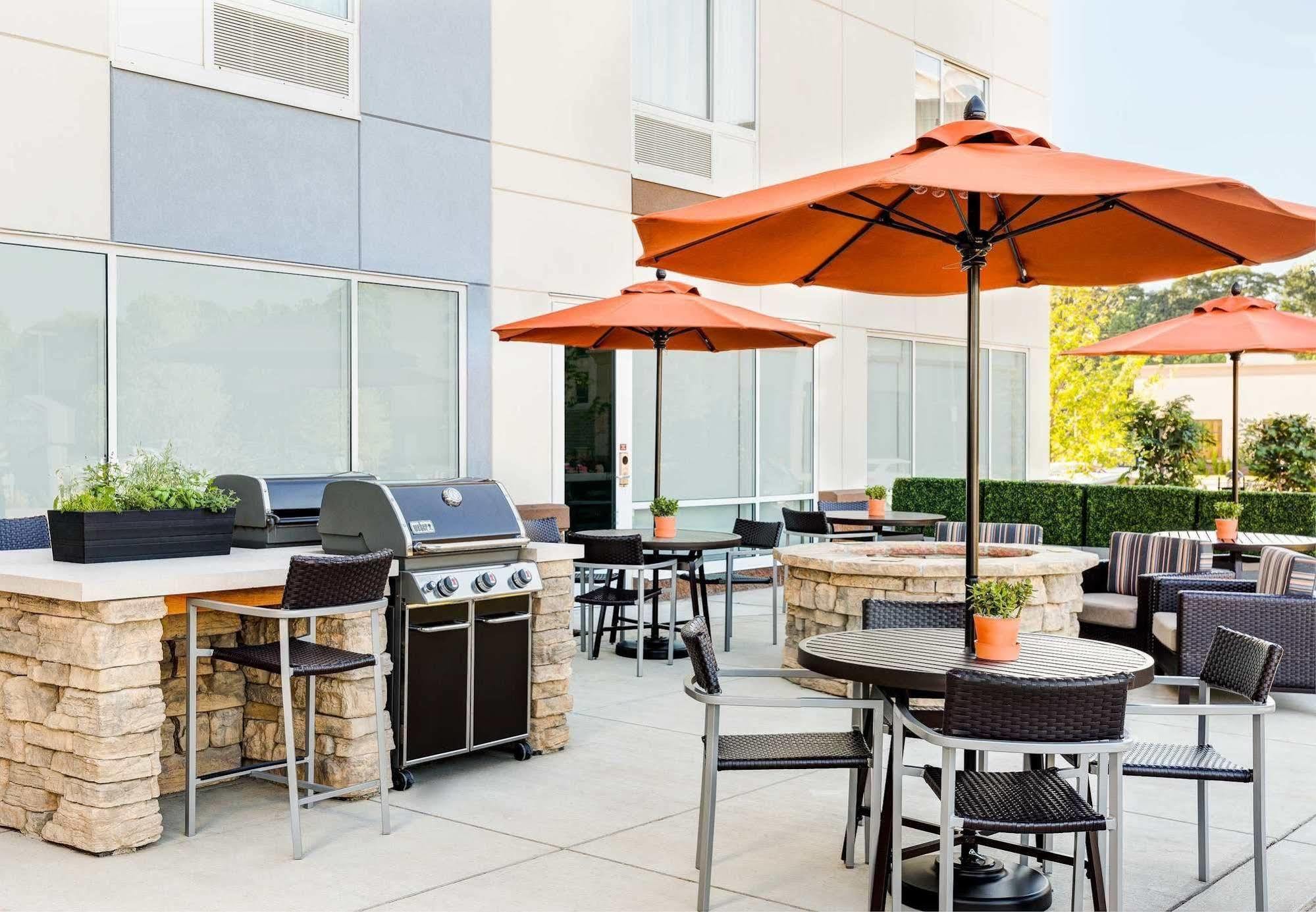 Towneplace Suites By Marriott Charleston Airport/Convention Center North Charleston Bagian luar foto